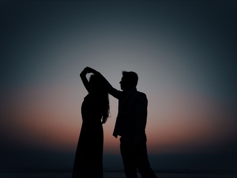 birinci-hikaye-yirmi-yillik-sessizlik-on-gunluk-mucize